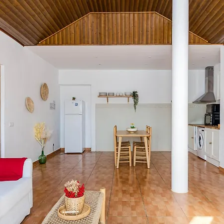 El Limonar 3, Yourhouse Inca (Mallorca)